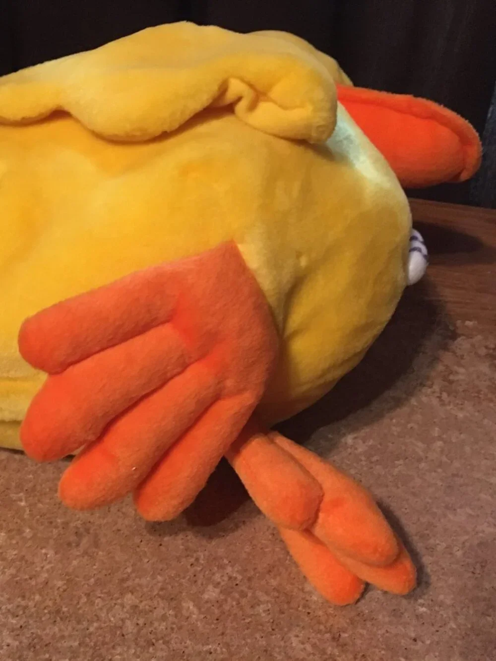 QUACKING TALKING EASTER DUCK PLUSH PLAYS HERE COMES PETER COTTONTAIL WORKING